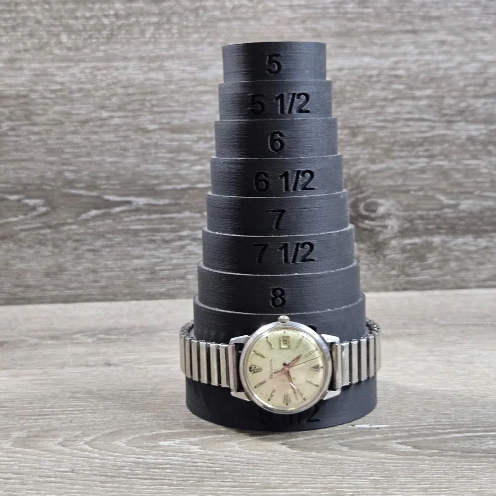 Vintage Bulova Stainless Steel Mechanical Date Watch Silver Speidel Band 60s